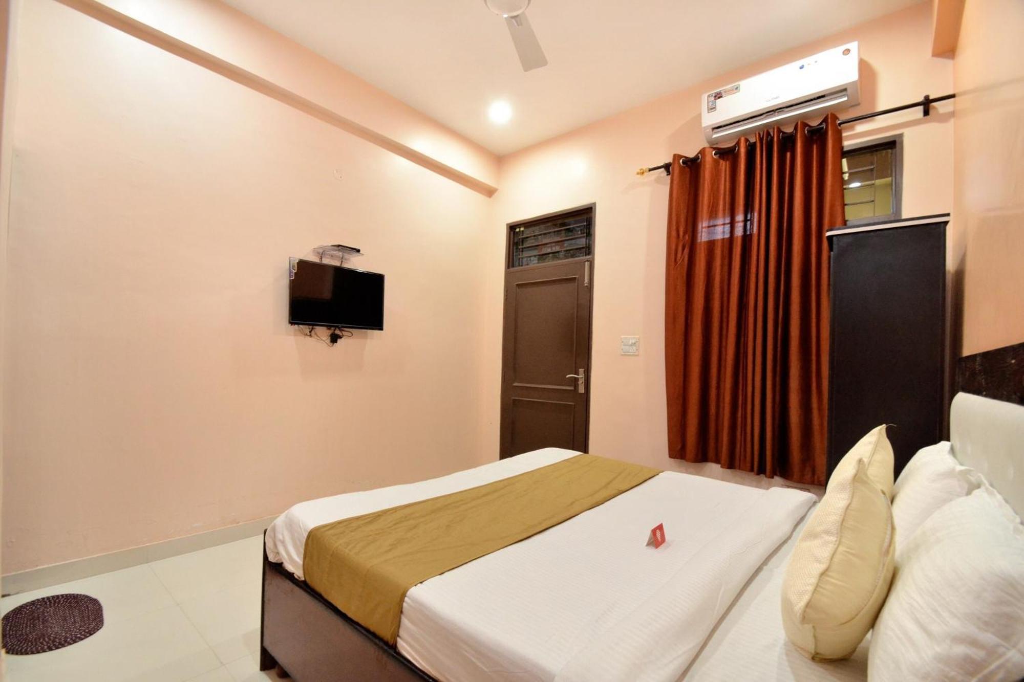 Hotel O Galaxy Nayagaon Bagian luar foto